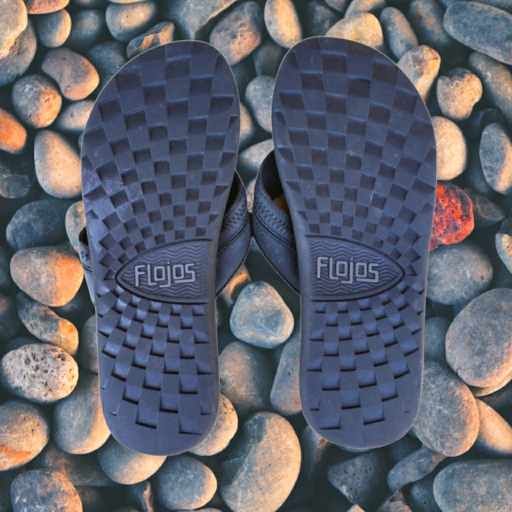 FLOJOS Mens Flip flops Sz 9/10 - Picture 3 of 4